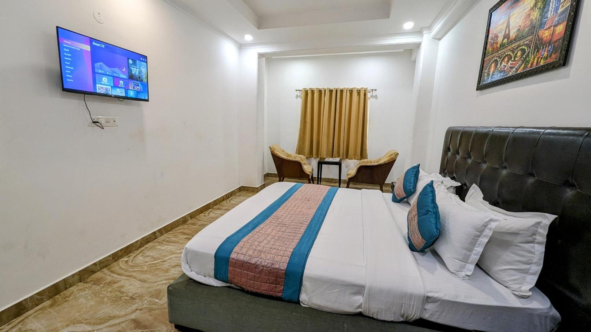 Hotel Moon Taj Near Yashobhoomi Convention Centre Delhi  Luaran gambar