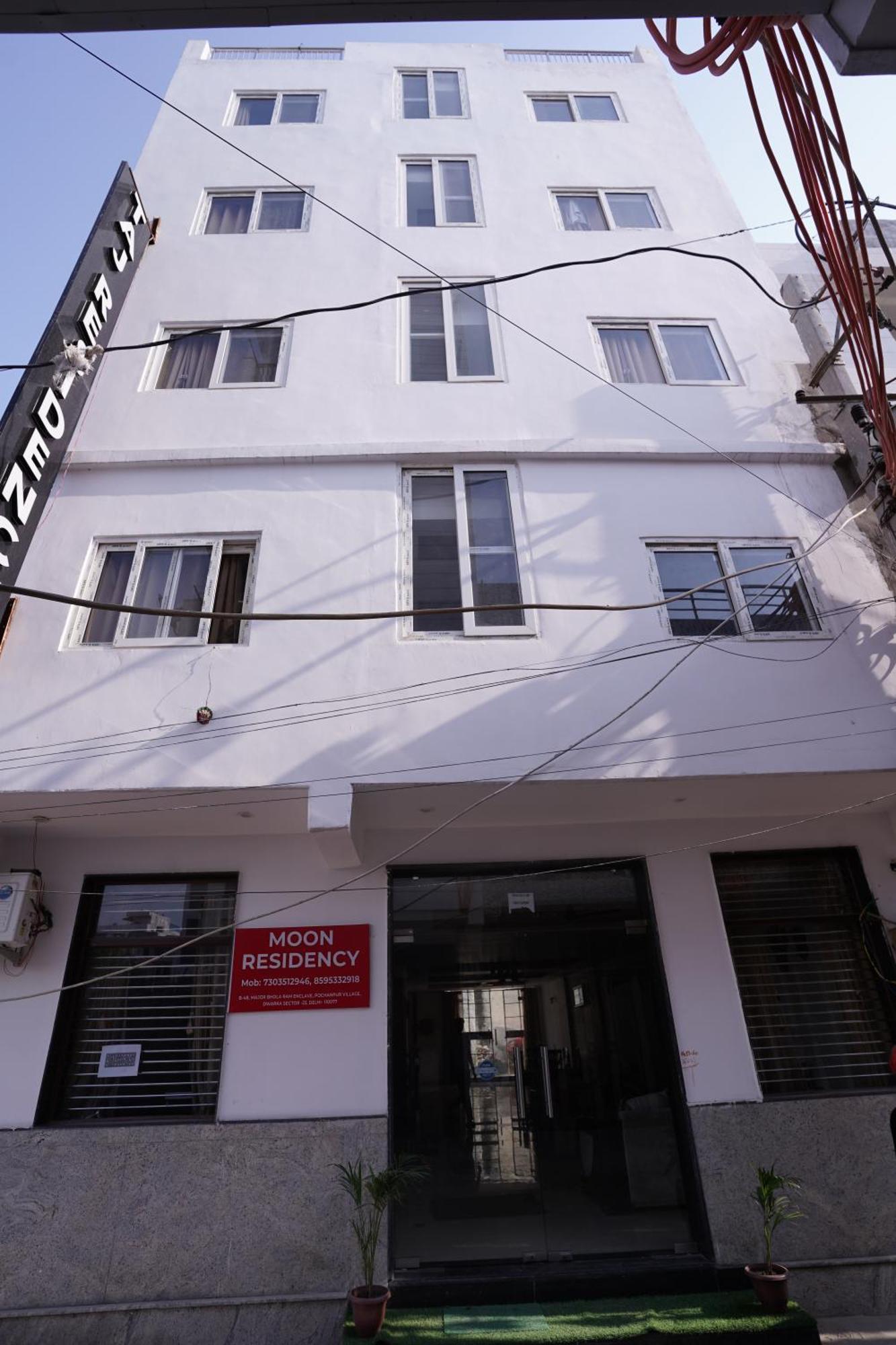 Hotel Moon Taj Near Yashobhoomi Convention Centre Delhi  Luaran gambar